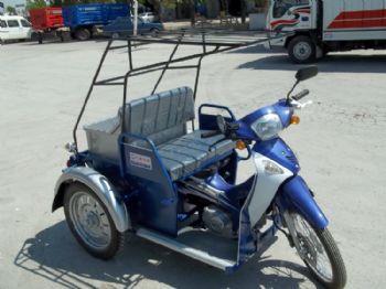Üç Tekerlekli Motosiklet